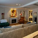 홈스테이 La Luma Suites&hostel *
