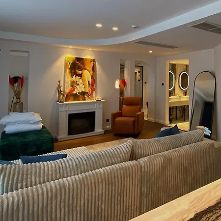 منزل للإقامة La Luma Suites&hostel *