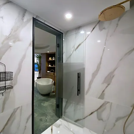 La Luma Suites&hostel أنطاليا