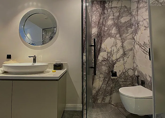 Проживание в семье La Luma Suites&hostel Анталья